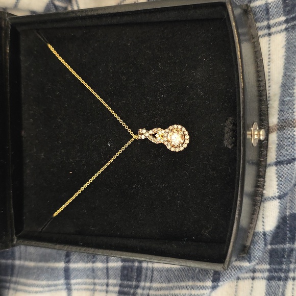 Le Vian Jewelry - 💞Le Vian 14K Dimond Pendant w Chocolate Diamonds
